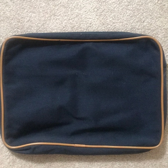 London Fog Canvas Portfolio Zippered Envelope - Picture 2 of 7